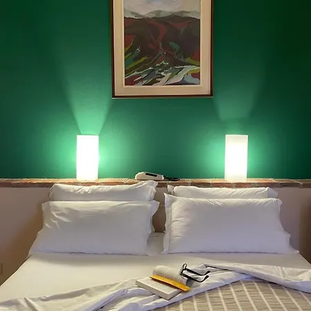 Hotel-motel70 3*
